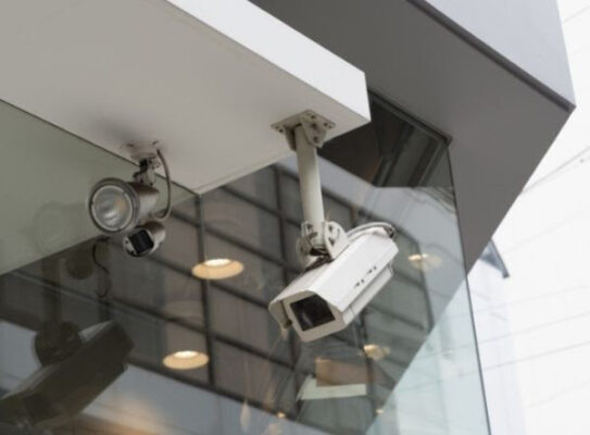 camera giám sát cảnh báo chống trộm
